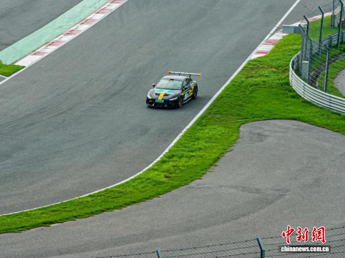 2025沿黄公路新能源汽车拉力赛在西安正式启幕，