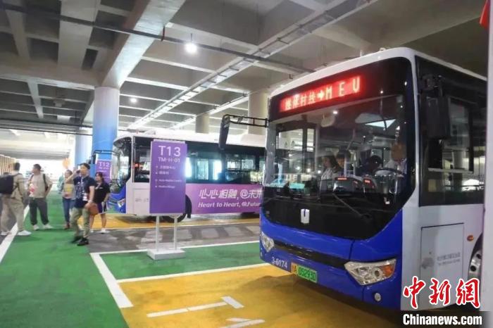 杭州亚运会媒体交通系统高效运转 保障1.1万记者