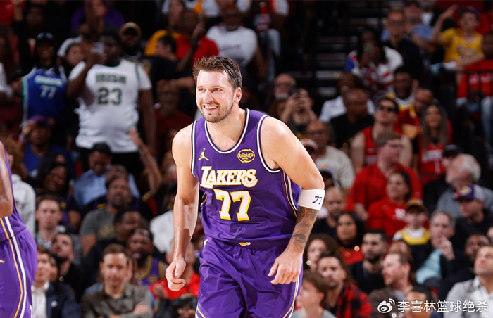 湖人双杀火箭！詹姆斯高效砍30+东契奇决胜时刻