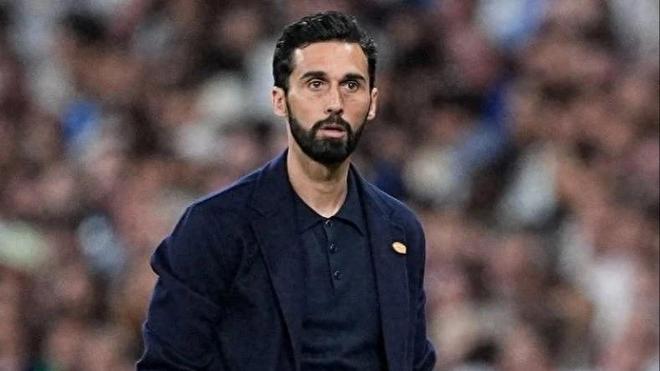 皇马主帅怒斥裁判争议判罚 姆巴佩禁区内被犯规