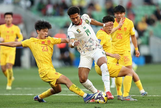 邵佳一率新国足迎战喀麦