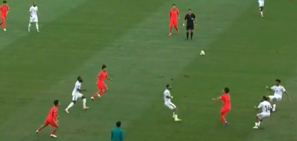 邵佳一率新国足迎战喀麦隆，年轻力量成关键