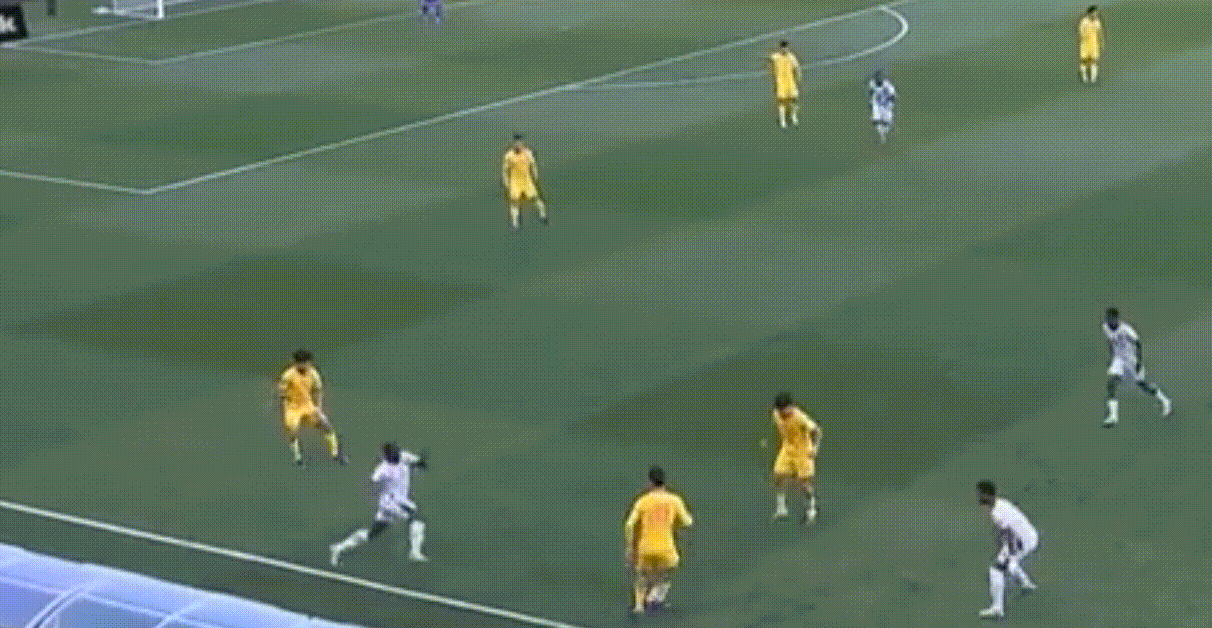 邵佳一率新国足迎战喀麦隆，年轻力量成关键