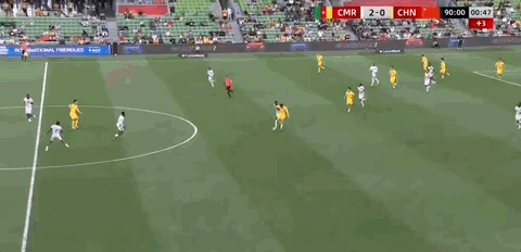 邵佳一率新国足迎战喀麦隆，年轻力量成关键