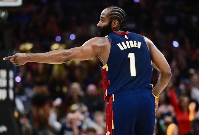 哈登首秀定乾坤 骑士大胜猛龙终结天敌魔咒